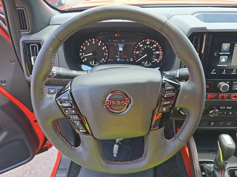 Certified 2025 Nissan Frontier PRO-4X w/ Interior Protection Package AWD/4WD image 12