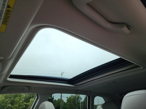 Used 2023 Subaru Forester Limited image 26