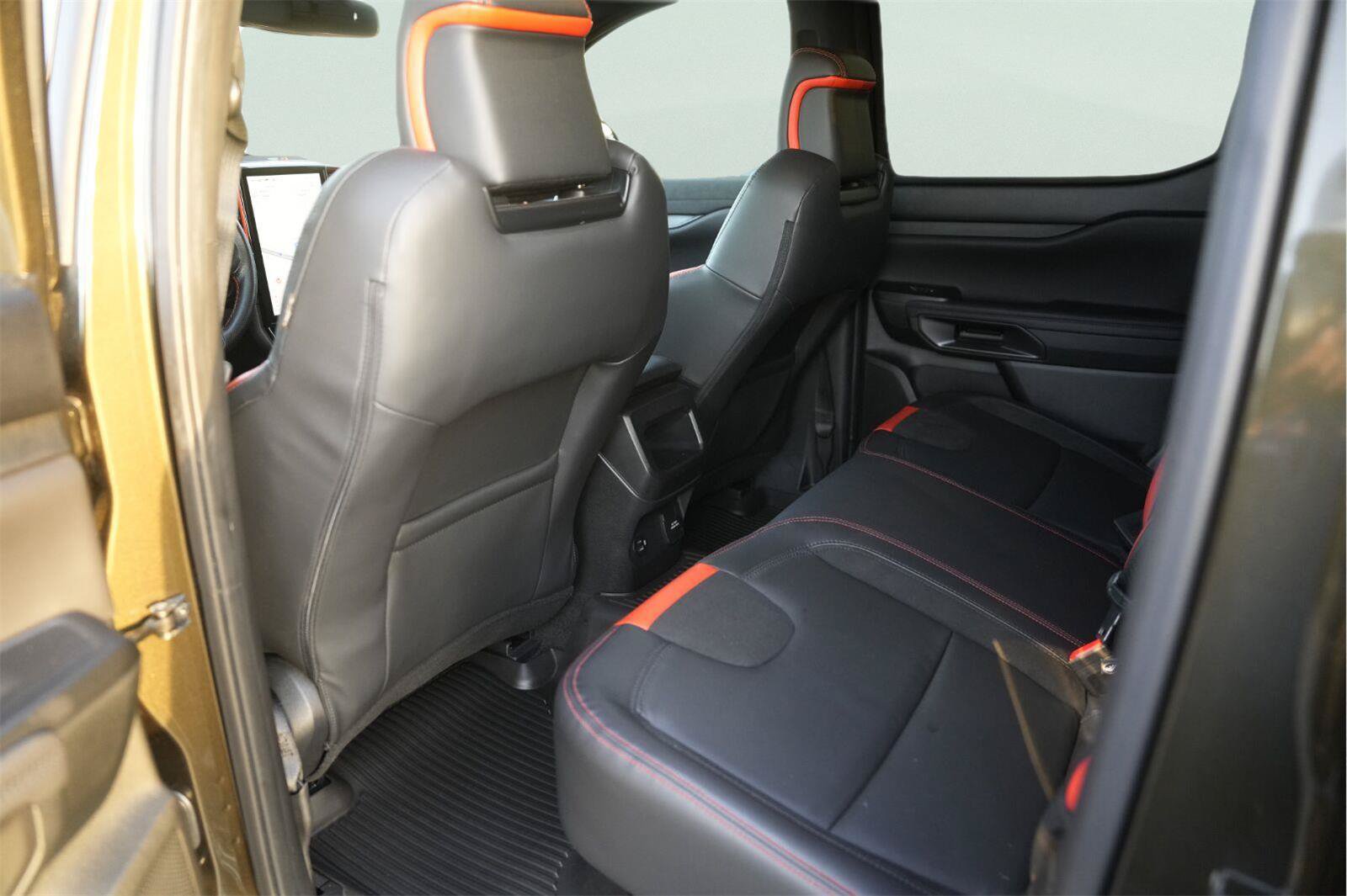 Certified 2024 Ford Ranger Raptor AWD/4WD image 11