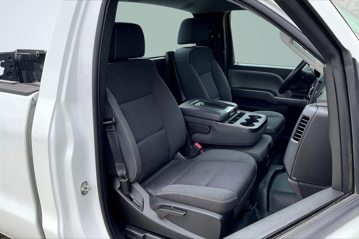 Used 2018 GMC Sierra 1500 2WD Regular Cab image 5
