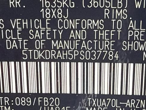 Used 2023 Toyota Highlander L image 31