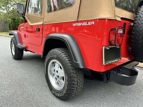 Used 1995 Jeep Wrangler Rio Grande AWD/4WD image 88