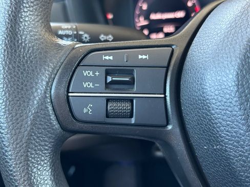 Used 2023 Honda Accord EX image 11