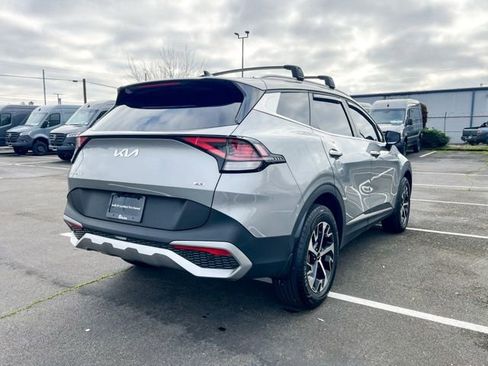Certified 2024 Kia Sportage EX image 6