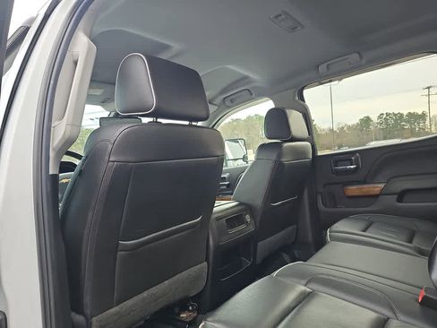 Used 2019 Chevrolet Silverado 2500 High Country w/ Duramax Plus Package image 29