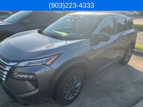 Used 2024 Nissan Rogue S FWD image 1