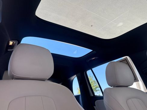 Used 2021 Mercedes-Benz GLB 250 image 18