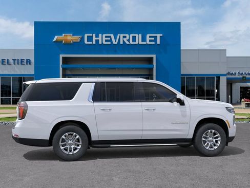 New 2026 Chevrolet Suburban LS RWD image 5