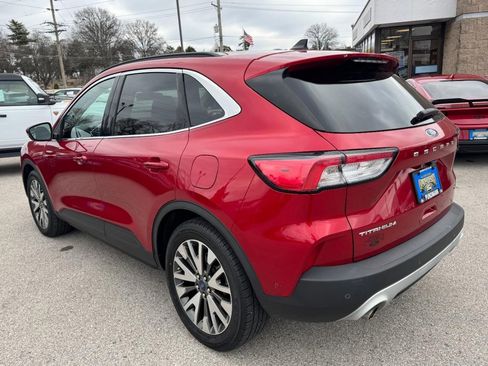Certified 2020 Ford Escape Titanium image 5