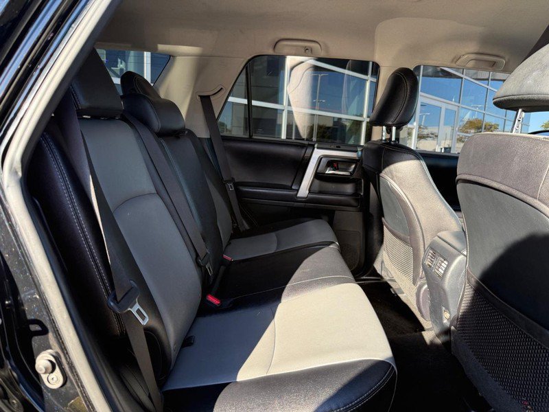 Used 2018 Toyota 4Runner SR5 Premium AWD/4WD image 12