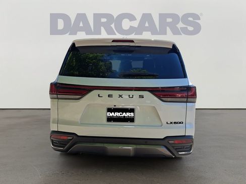 Used 2025 Lexus LX 600 4WD w/ Accessory Package (2T) image 6