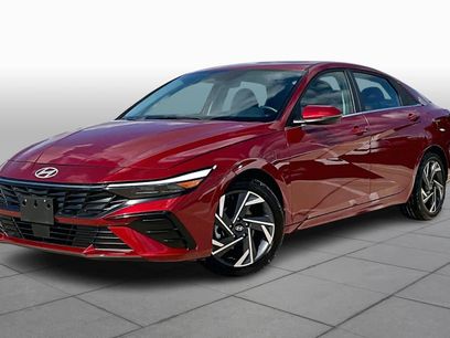 Certified 2025 Hyundai Elantra Limited