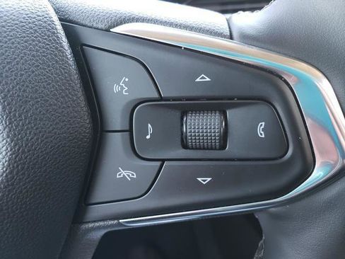 Used 2025 Chevrolet Trax ACTIV w/ Driver Confidence Package FWD image 21