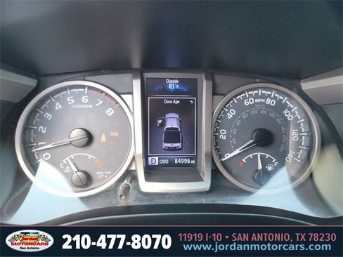 Used 2018 Toyota Tacoma SR5 w/ Exterior Package image 26