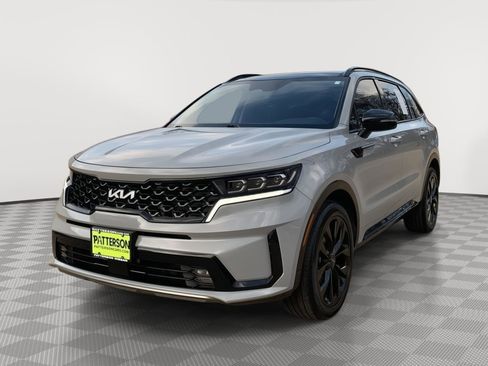 Used 2022 Kia Sorento SX image 4