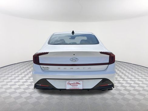 Used 2022 Hyundai Sonata SEL FWD image 16
