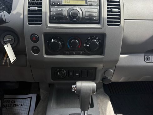 Used 2012 Nissan Frontier S AWD/4WD image 15