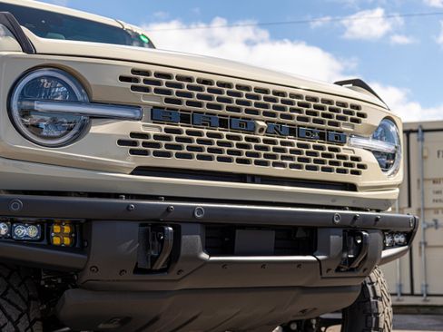 New 2025 Ford Bronco Badlands AWD/4WD image 13