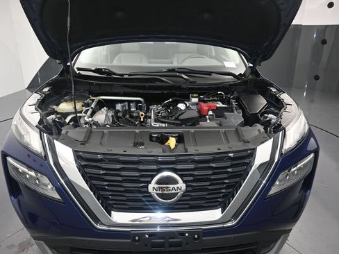 Certified 2021 Nissan Rogue SV w/ Premium Package AWD/4WD image 28