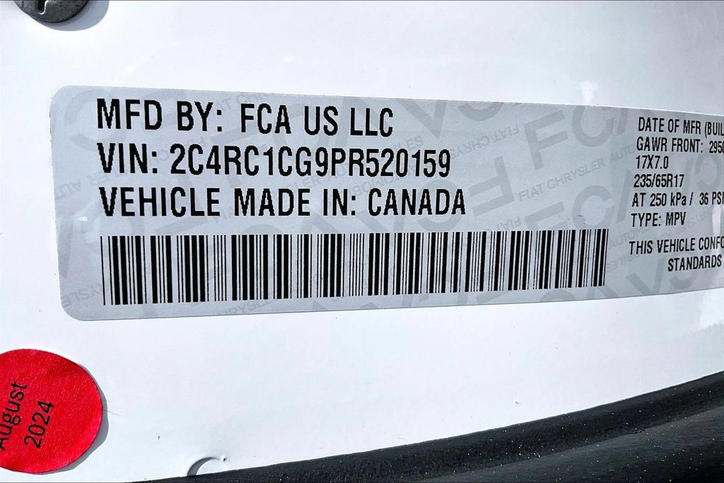 Used 2023 Chrysler Voyager LX FWD image 30