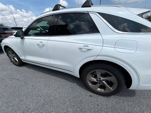 Used 2026 Genesis GV70 2.5T Advanced AWD/4WD image 4