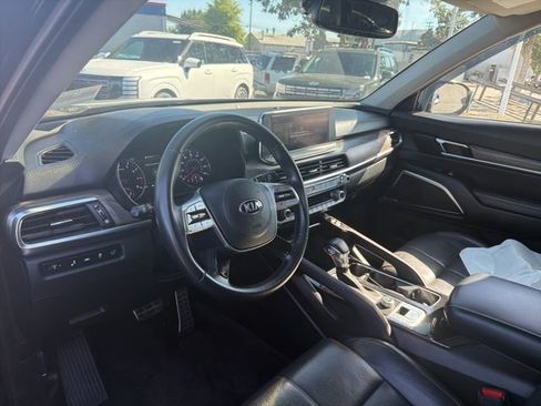 Used 2020 Kia Telluride SX w/ Towing Package image 12