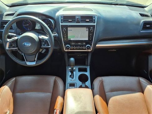 Used 2019 Subaru Outback 3.6R Touring image 5