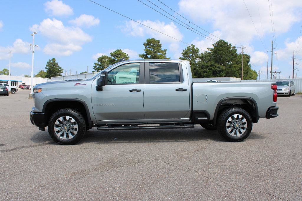 New 2026 Chevrolet Silverado 2500 Custom w/ Custom Value Package AWD/4WD image 3