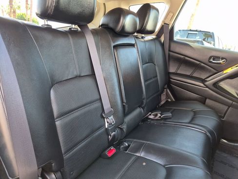 Used 2014 Nissan Murano LE w/ Platinum Edition Package FWD image 16