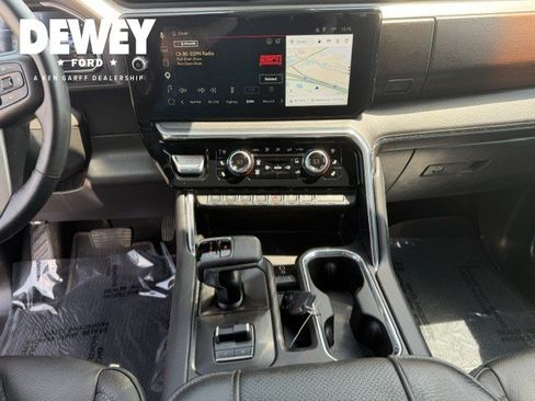 Used 2024 GMC Sierra 1500 Denali w/ Technology Package AWD/4WD image 20
