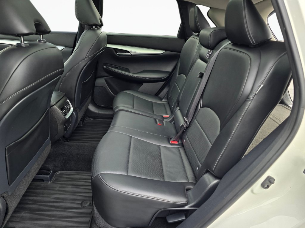 Used 2021 INFINITI QX50 Essential w/ Convenience Package AWD/4WD image 19