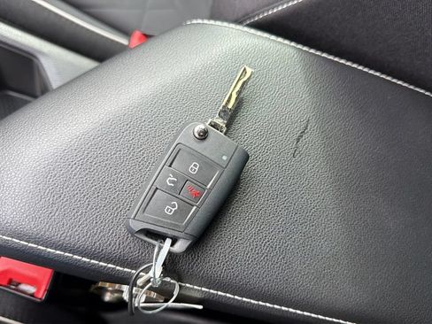 Used 2026 Volkswagen Jetta Sport FWD image 50