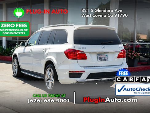 Used 2015 Mercedes-Benz GL 550 4MATIC image 2