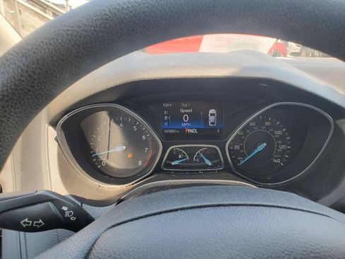 Used 2016 Ford Focus SE FWD image 16