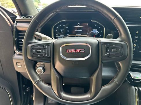 Used 2025 GMC Sierra 1500 AT4 w/ Technology Package AWD/4WD image 29