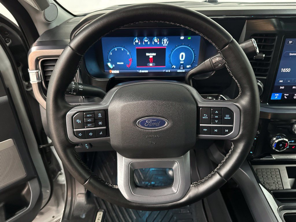 Used 2025 Ford F250 Lariat w/ Lariat Ultimate Package AWD/4WD image 14