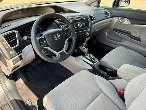 Used 2013 Honda Civic LX image 11