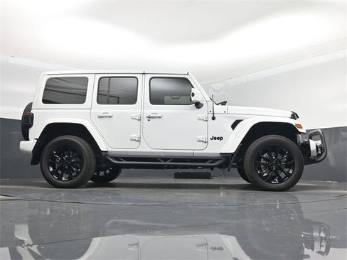 Used 2021 Jeep Wrangler Unlimited Sahara image 51