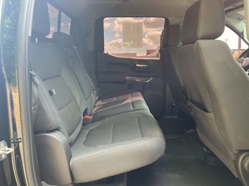 Used 2020 Chevrolet Silverado 1500 RST AWD/4WD image 37