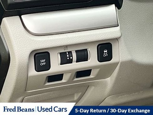 Used 2016 Subaru Forester 2.5i Premium image 12