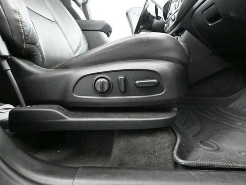 Used 2019 Chevrolet Traverse RS w/ LPO, Floor Liner Package image 50