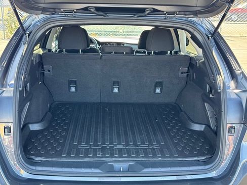 Used 2024 Subaru Outback Premium AWD/4WD image 16