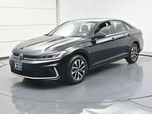 Used 2025 Volkswagen Jetta S FWD image 1
