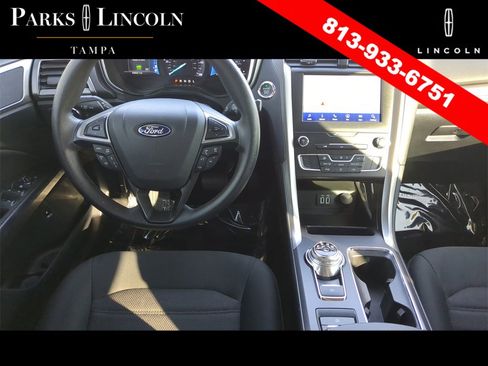 Used 2020 Ford Fusion SE image 11