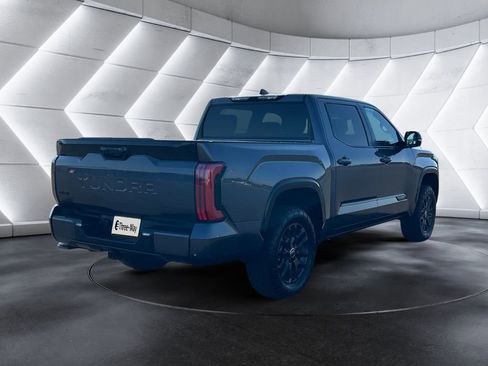 Used 2024 Toyota Tundra Platinum AWD/4WD image 5