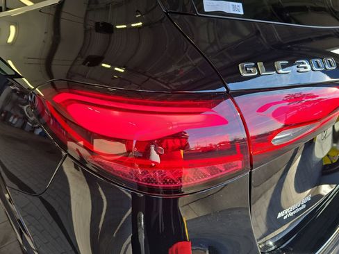 Certified 2026 Mercedes-Benz GLC 300 image 37
