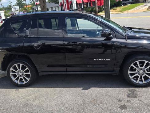 Used 2016 Jeep Compass High Altitude AWD/4WD image 2