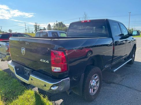 Used 2018 RAM 2500 Tradesman w/ Chrome Appearance Group AWD/4WD image 3