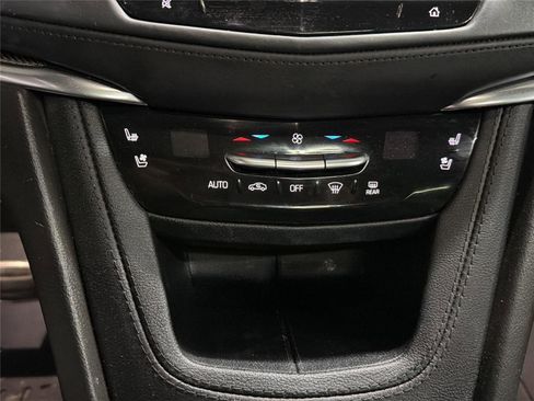 Used 2023 Cadillac XT5 Sportv w/ Platinum Package AWD/4WD image 23
