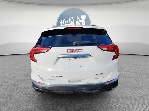 Used 2019 GMC Terrain SLT w/ Preferred Package image 4